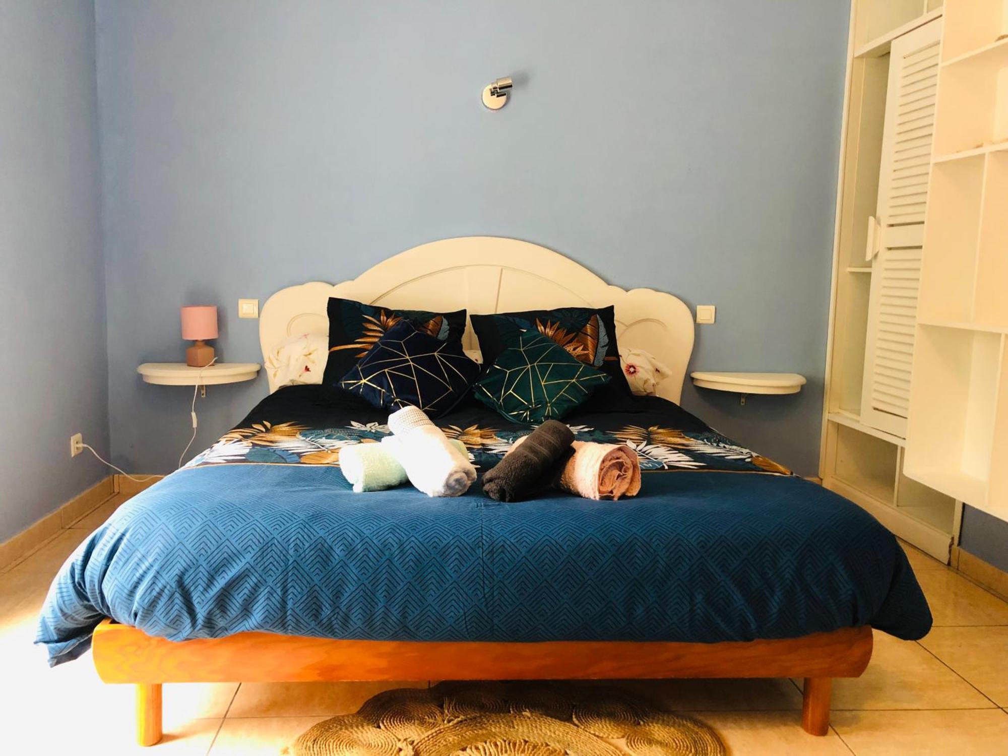 ラ・プレンヌ・デ・パルミスト L'Echelle Bed & Breakfast エクステリア 写真